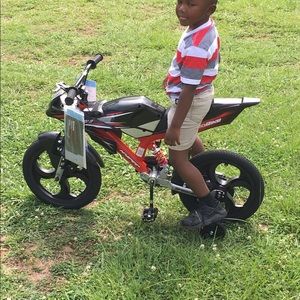 Meet your Posher, Deborah