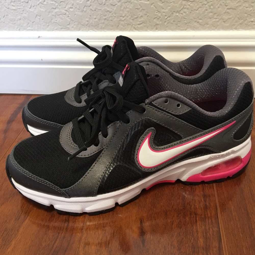 Nike Air Dictate 2💕🖤