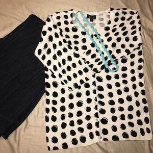 • 3/4 sleeve cardigan •