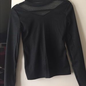 Black top. Stretchable