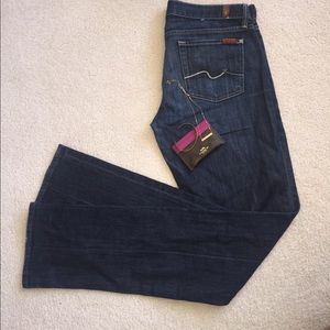 7 For All Mankind Jeans- Straight Leg size 30!