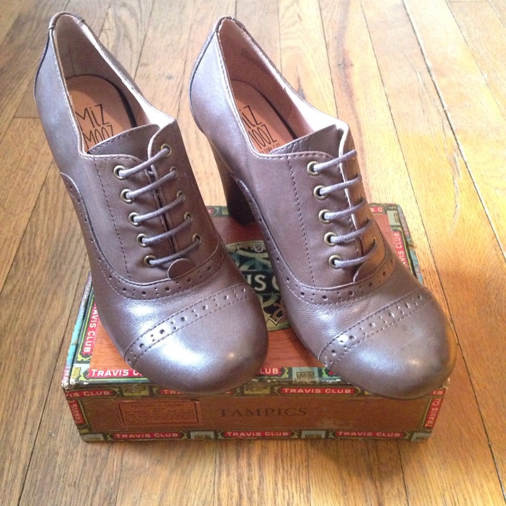 Miz Mooz Oxford Heels