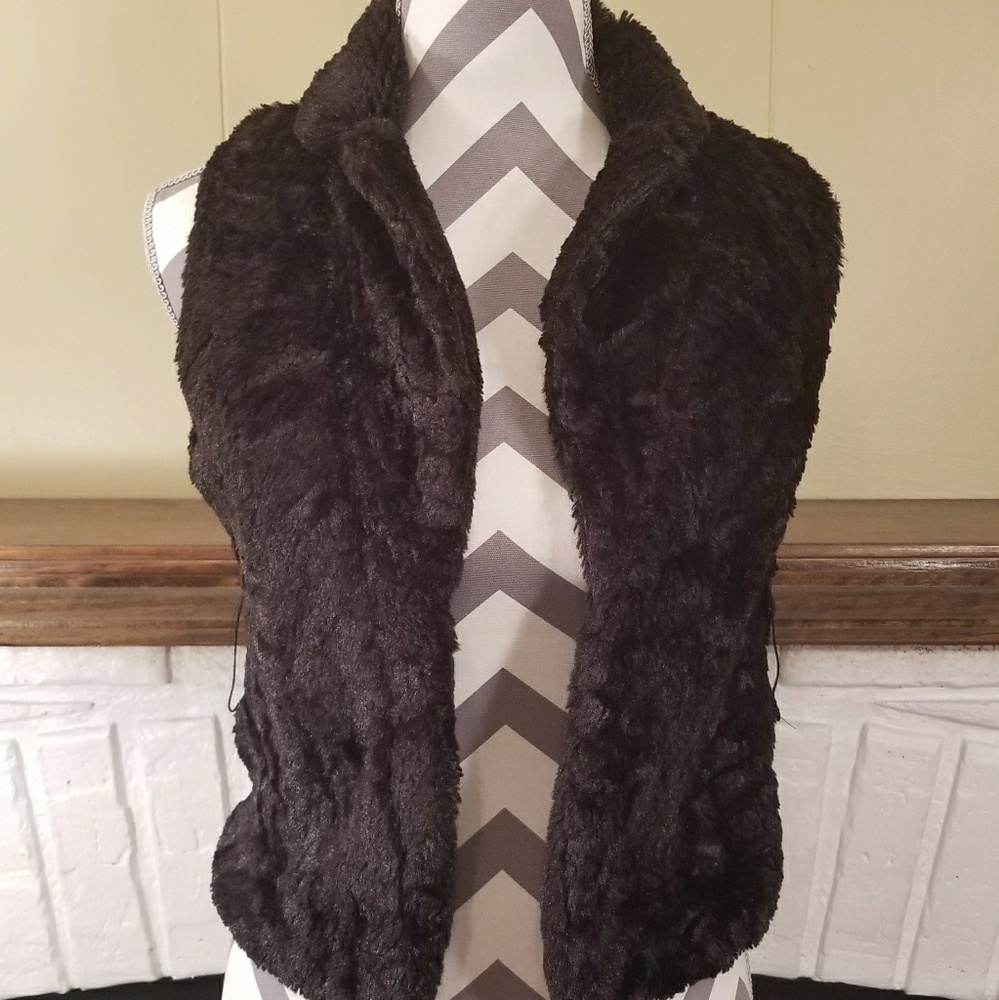 Poetry Black Vest