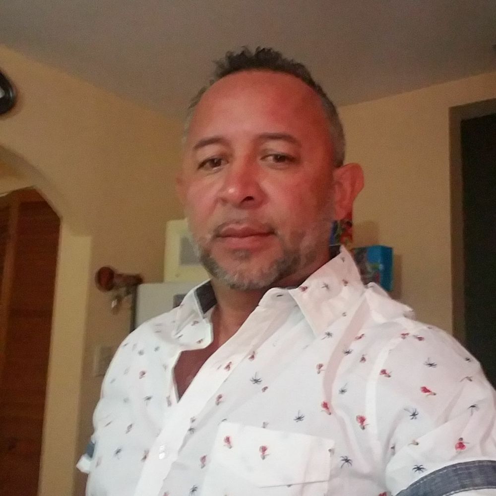 Meet your Posher, Manuel