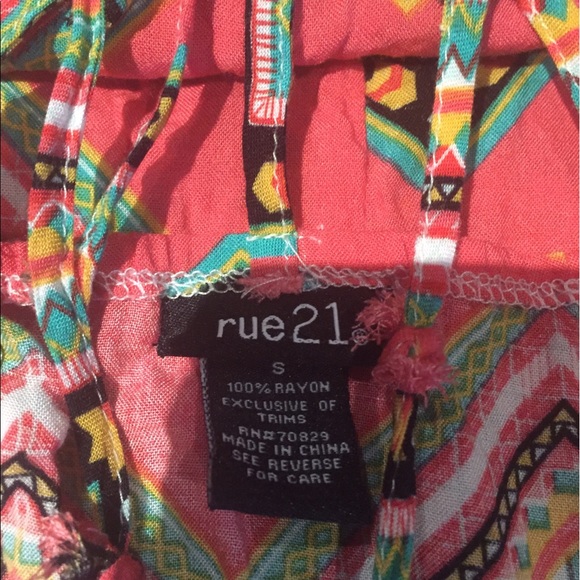 Colorful Dress - Picture 4 of 4