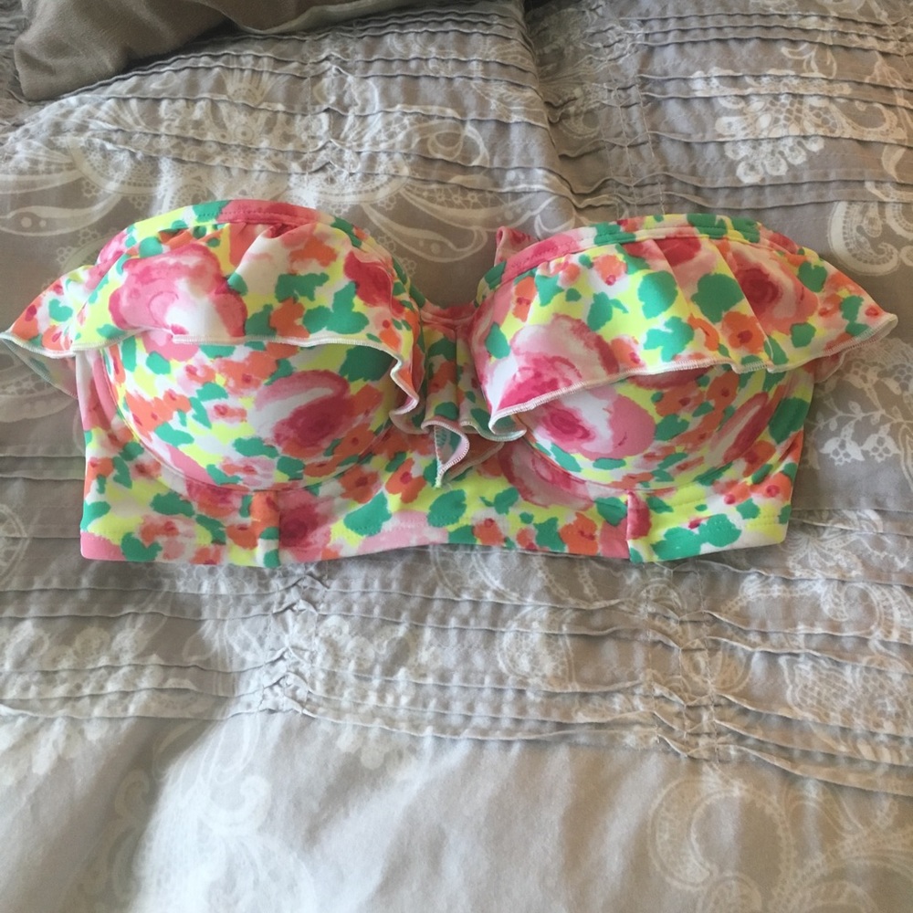 Aerie ruffle push up strapless bikini top