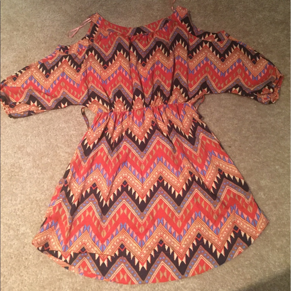 Dress - Picture 2 of 3