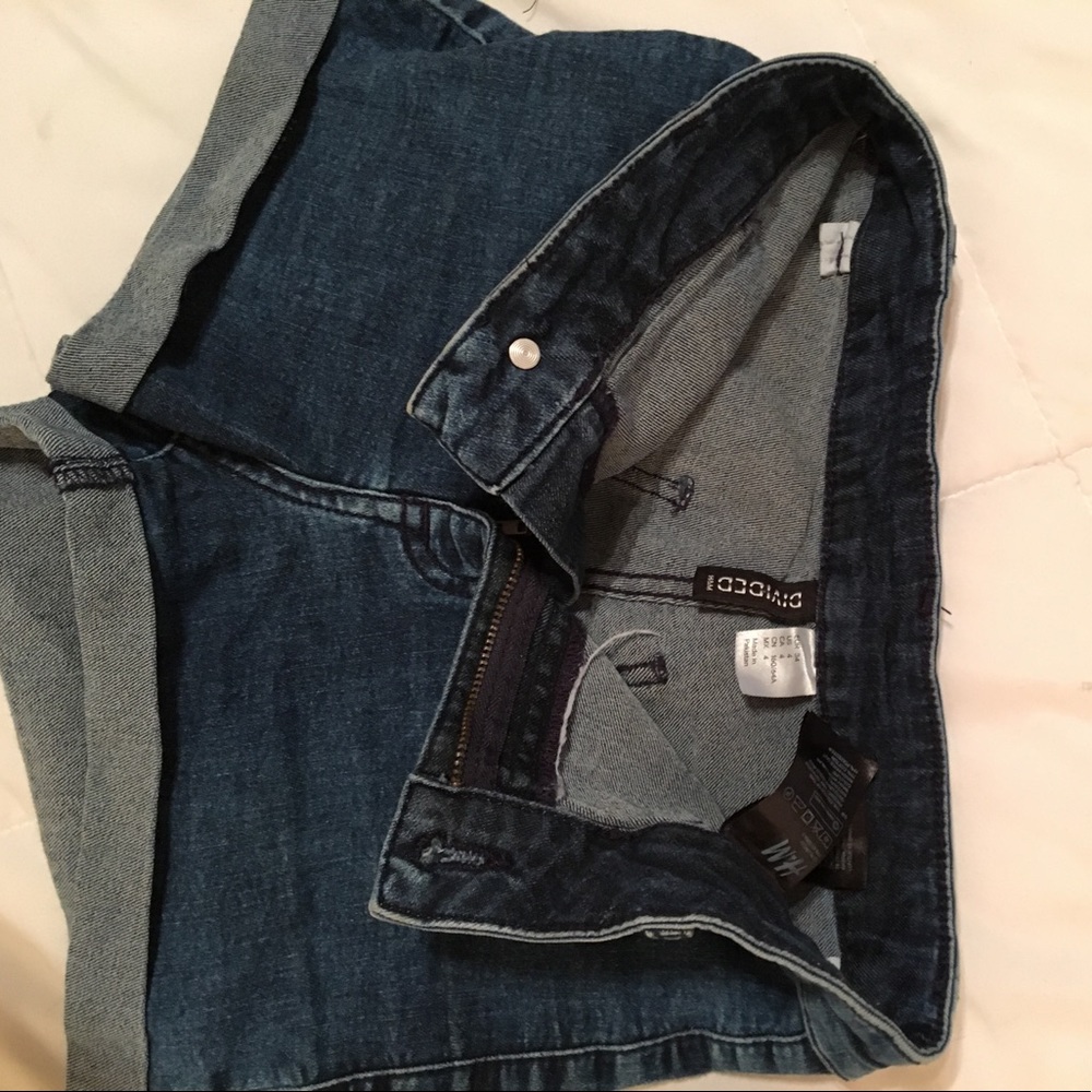 H&M size 4 high waisted jean shorts