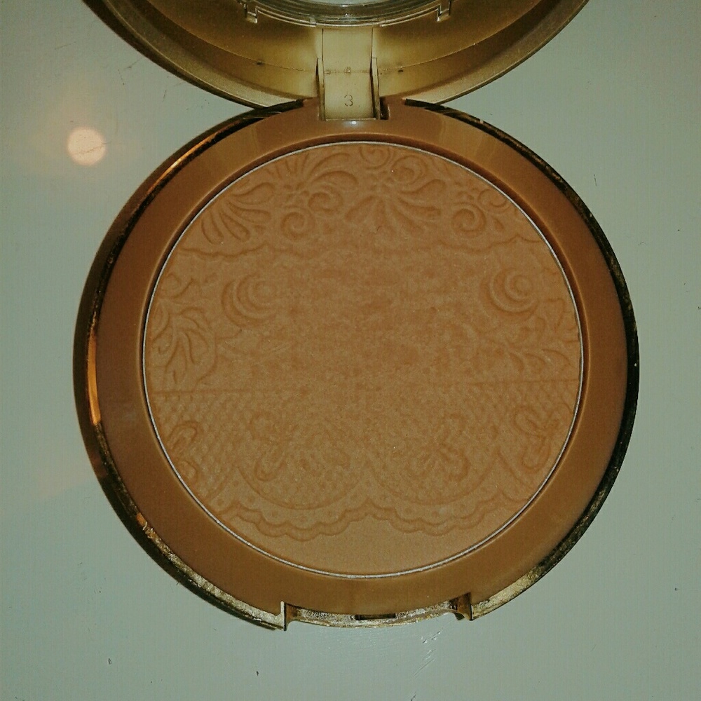 Multi-Purpose Milani Face Powder