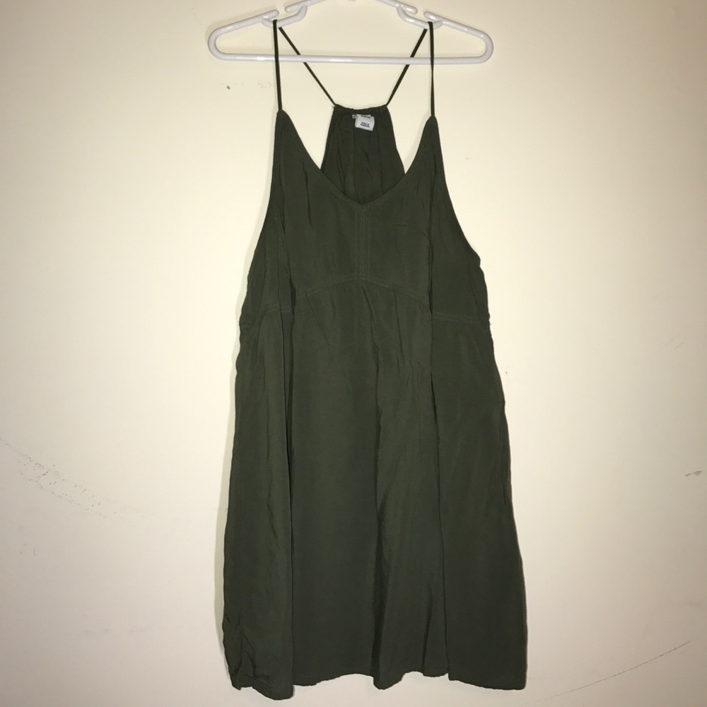 Dainty green tank