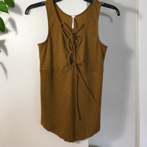 Free People Emmy Lou Top Gold. B71 - Picture 2 of 7