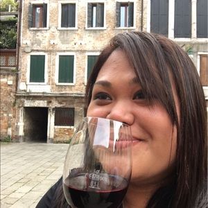 Meet your Posher, Clarice