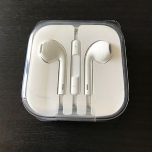 Apple EarPods
