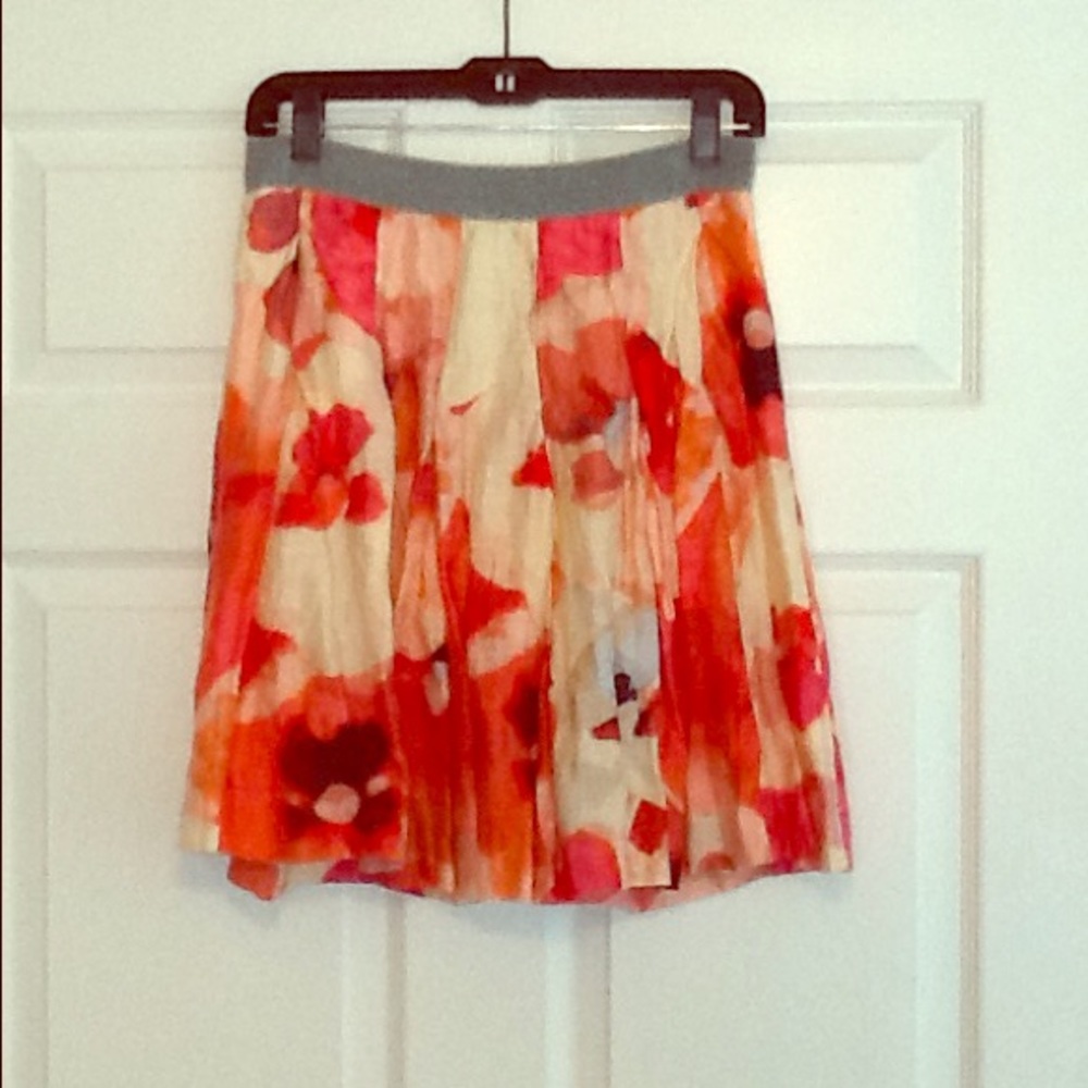 Colorful, flower Loft skirt
