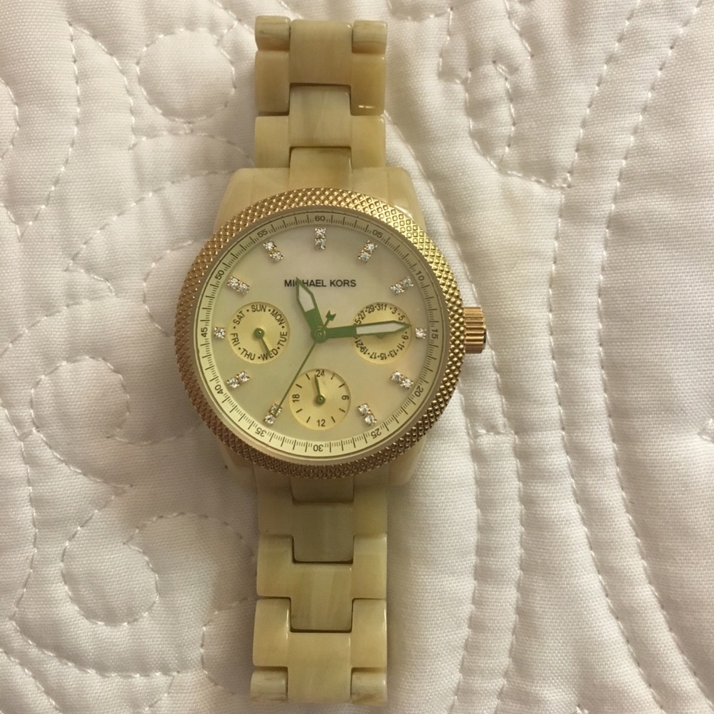 Authentic Michael Kors watch gold and cream horn