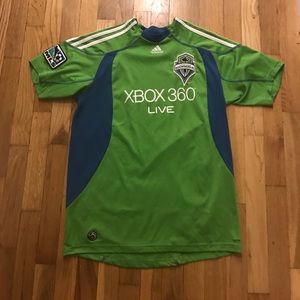Youth size XL Seattle Sounders Jersey