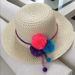Pompoms Hat
