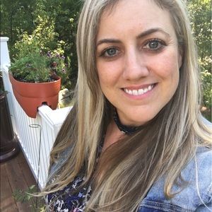 Meet your Posher, Melissa
