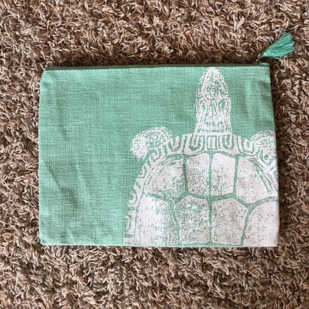 Mud Pie beach chic clutch