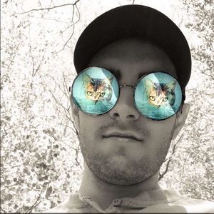 Meet your Posher, Zack