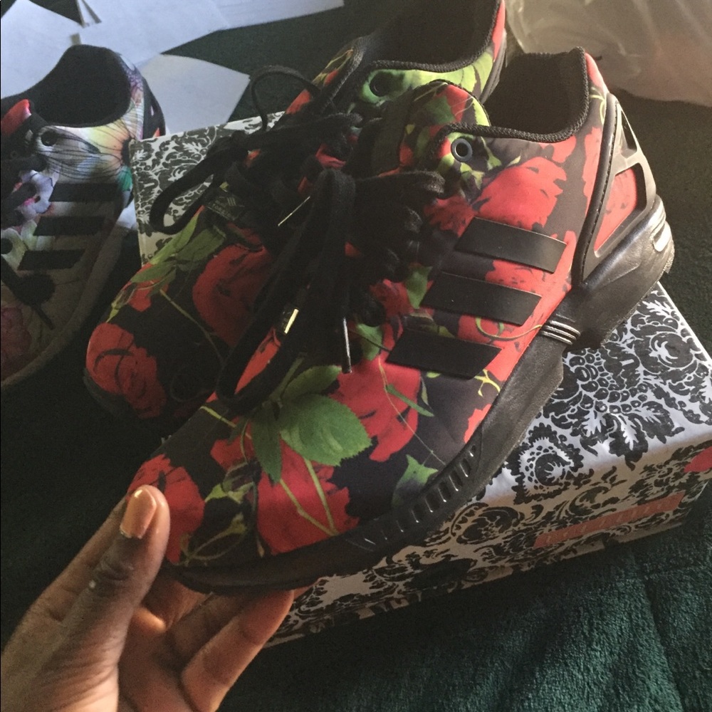 ADIDAS Zx flux Rose never worn brand new no tags