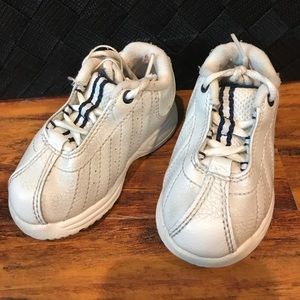 Toddler boy's size 4
