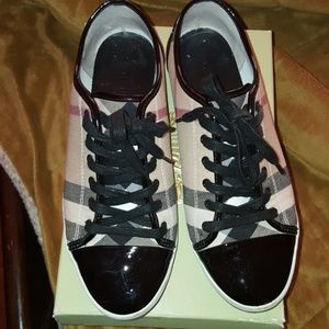 Women Burberry sneakers