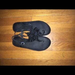 Gap Black sandals size medium