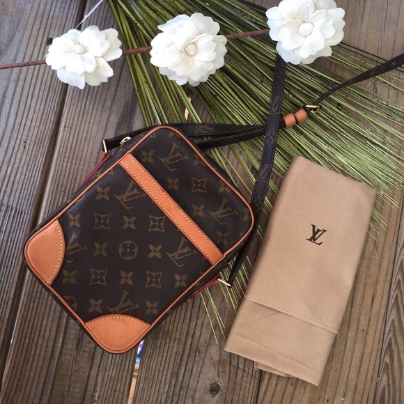 Louis Vuitton Handbags - 💯Authentic Louis Vuitton Danube PM