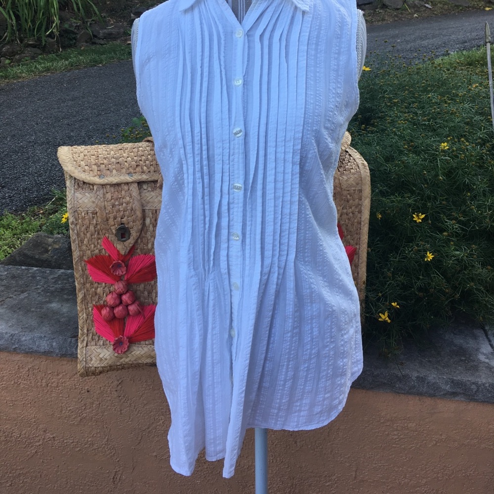 Van-Heusen white shirt /bathing suit cover-up! EUC