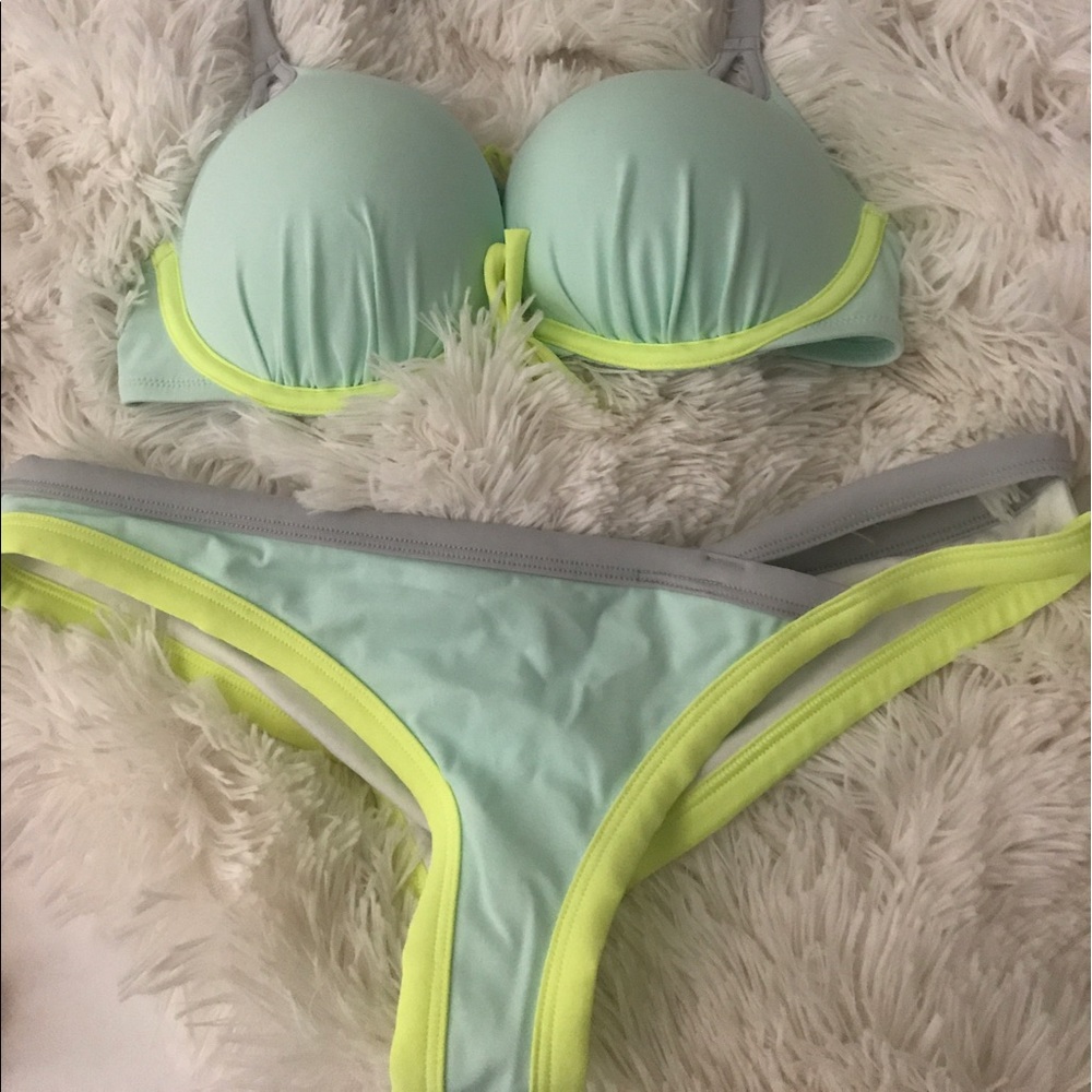 Victoria's Secret bikini swim suit small