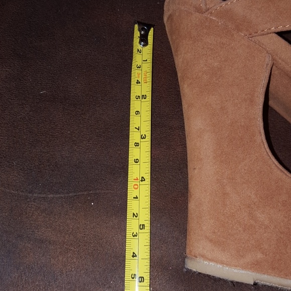 Cute Platform Wedges - Picture 4 of 5