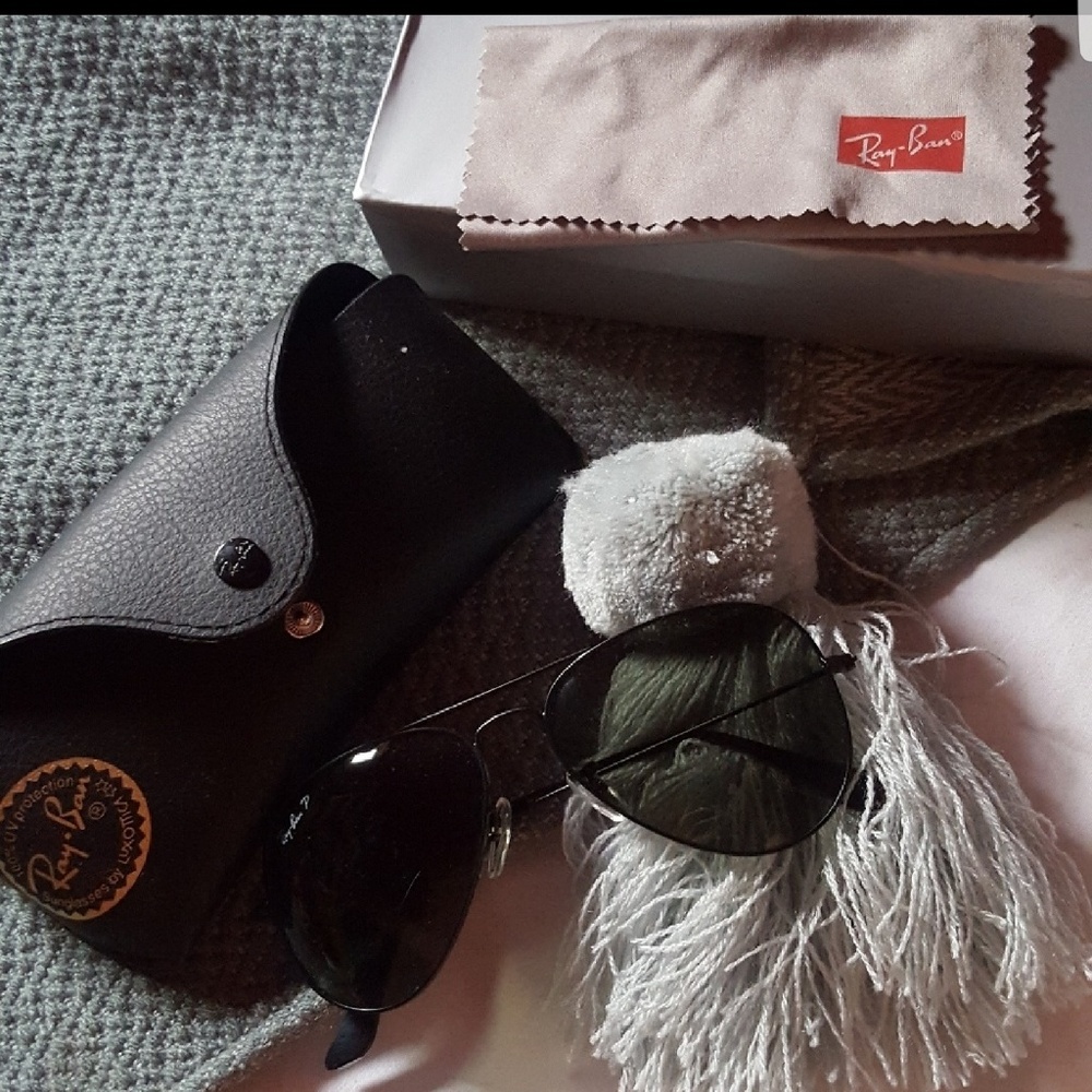 Ray ban