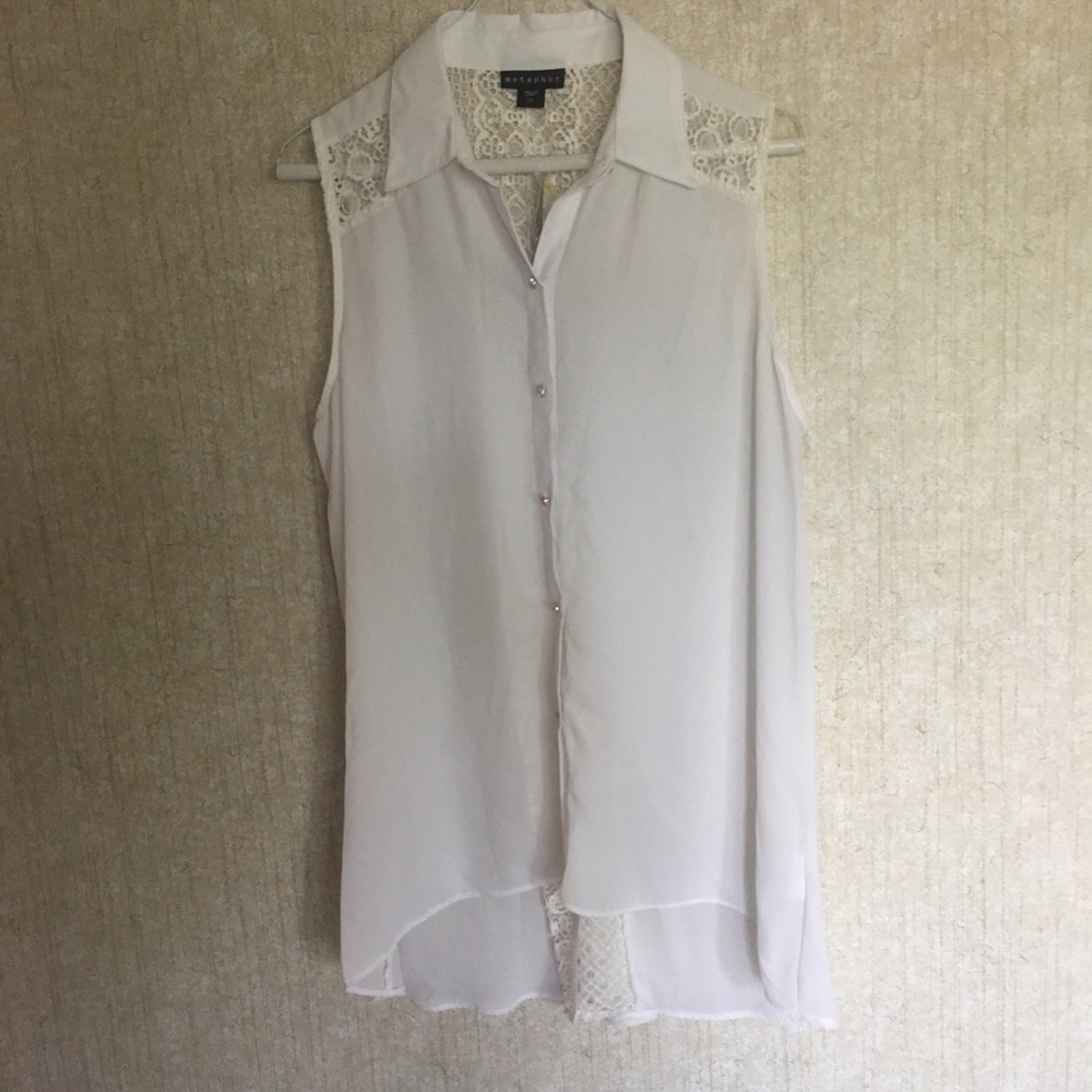 White blouse with lace back