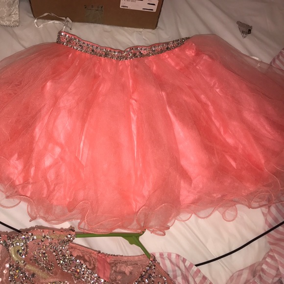 Two Piece PROM GRADUATION SWEET 16 Set WORN ONCE - Picture 3 of 8