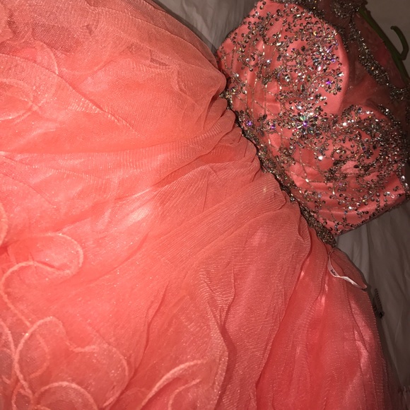 Two Piece PROM GRADUATION SWEET 16 Set WORN ONCE - Picture 7 of 8