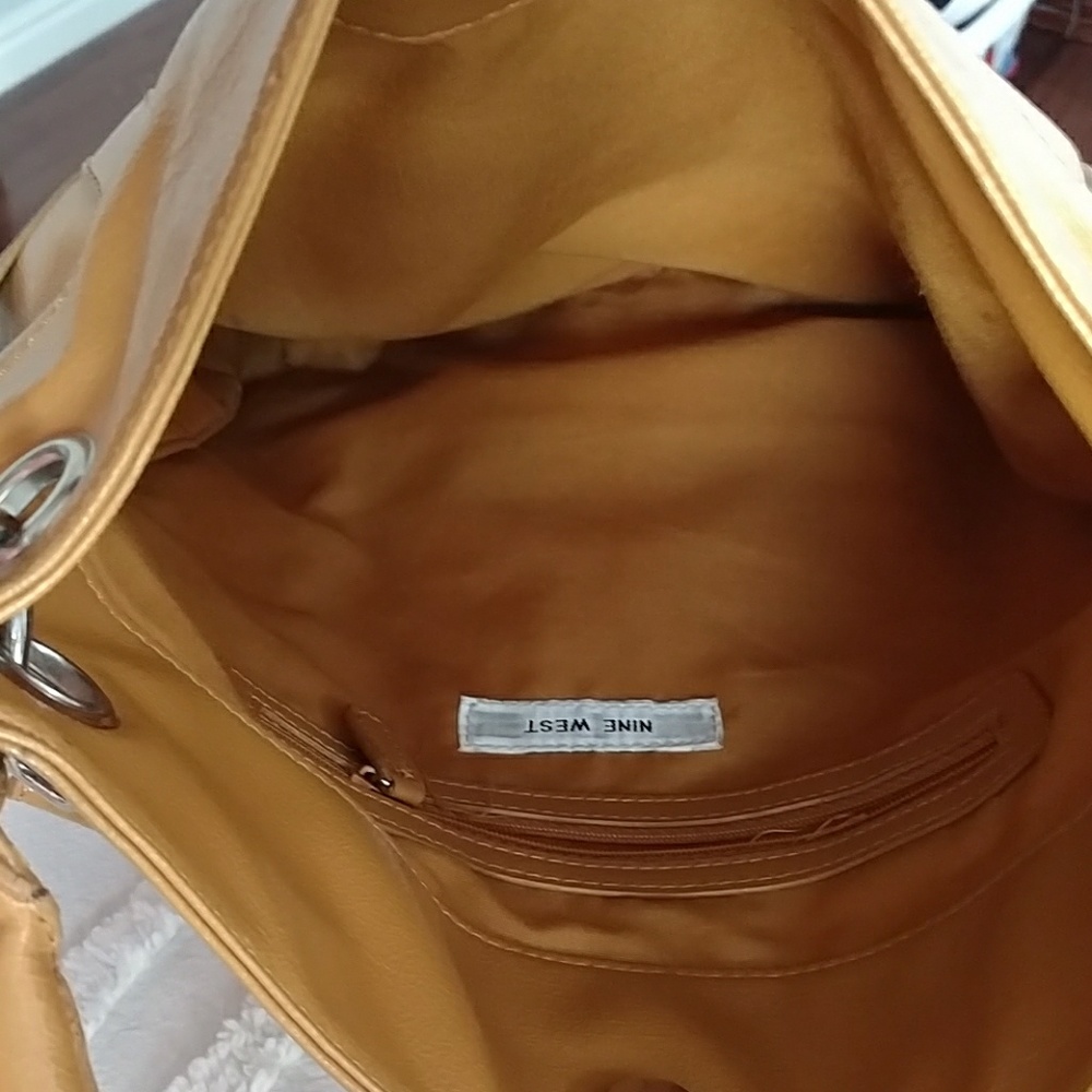 Nine west crossbody - Picture 5 of 8