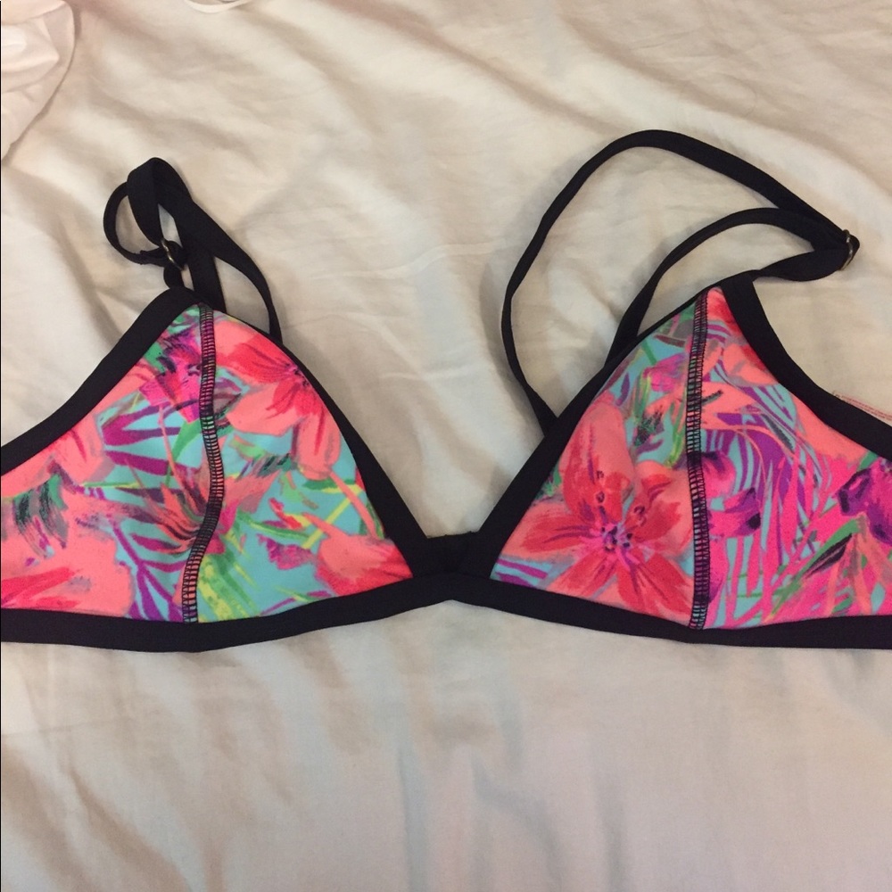 Floral printed bikini