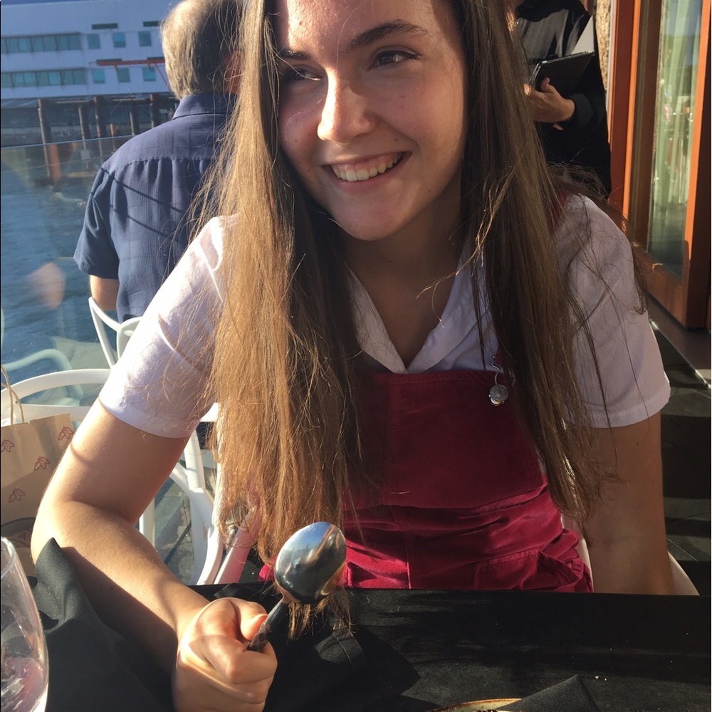 Meet your Posher, Maddie