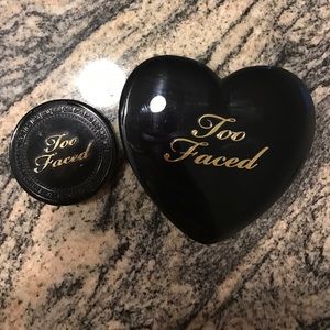 Too Faced Carrie and Big + bonus Sun Bunny bronzer