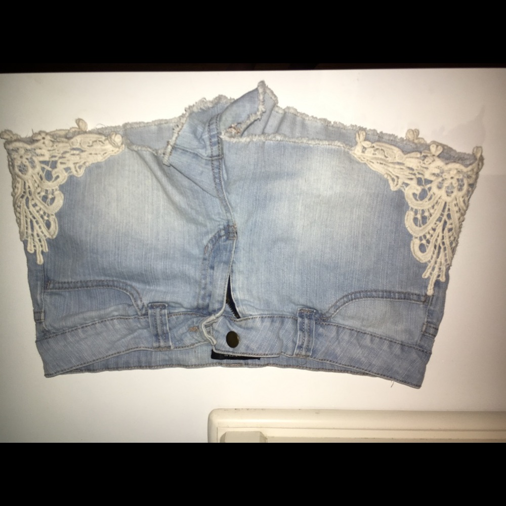 Jean shorts with lace on sides