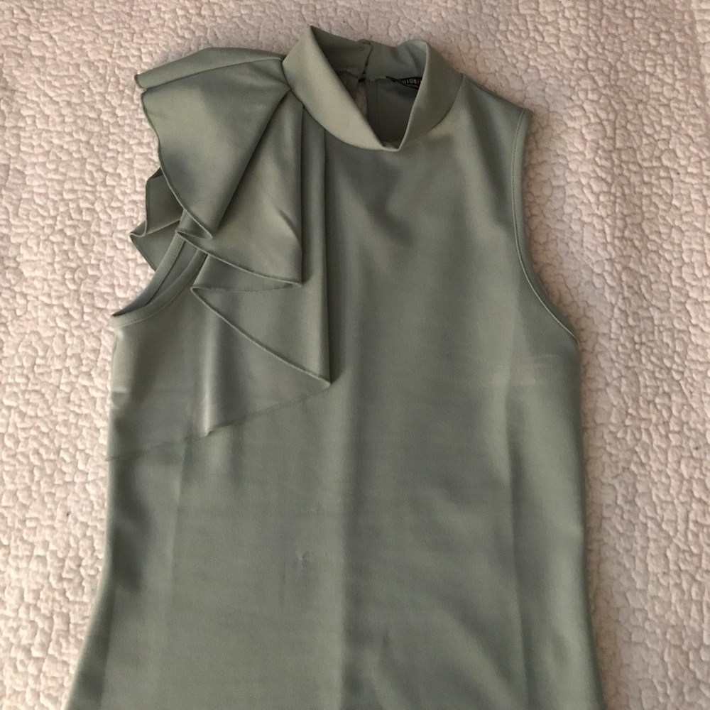 Beautiful olive color top!