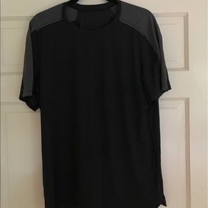 Men's lululemon shirt