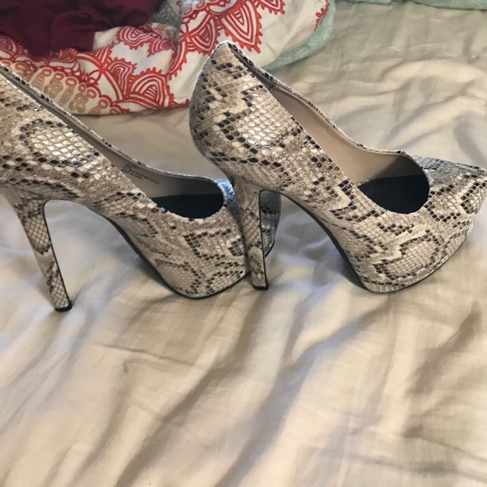 Steve Madden pumps - Picture 5 of 7