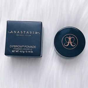 ✨Anastasia Dipbrown Pomade in Medium Brown✨