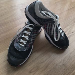 NEW! NIKE MERCURIAL WOMENS GOLF SHOES