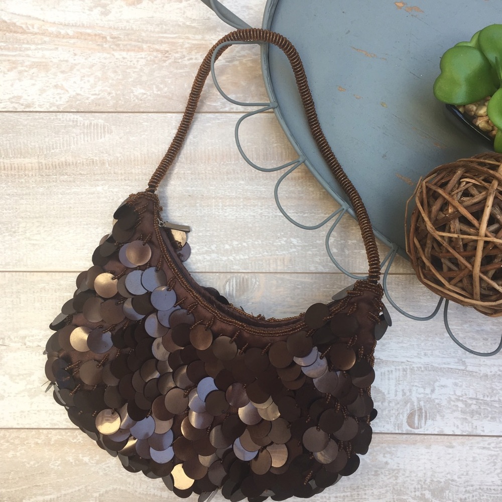 Sparkly evening bag, super clean interior with Zip
