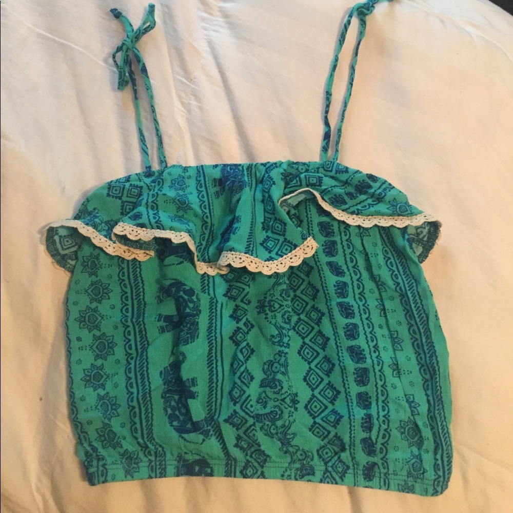 Crop top