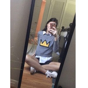 Alice & Olivia x Basquiat Crown Sweater