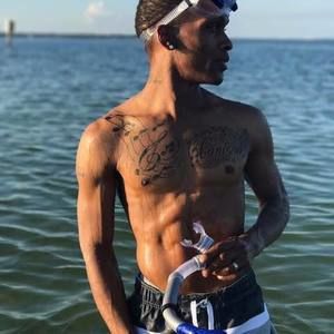 Meet your Posher, Christopher